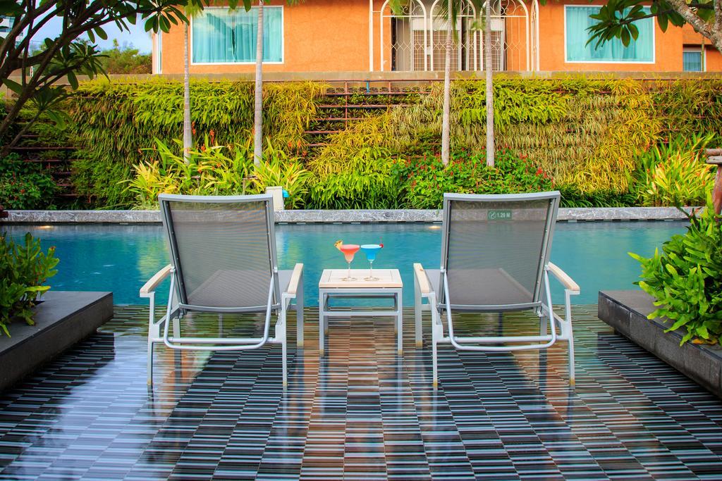 Kudos Parc Pattaya Hotel Exterior photo